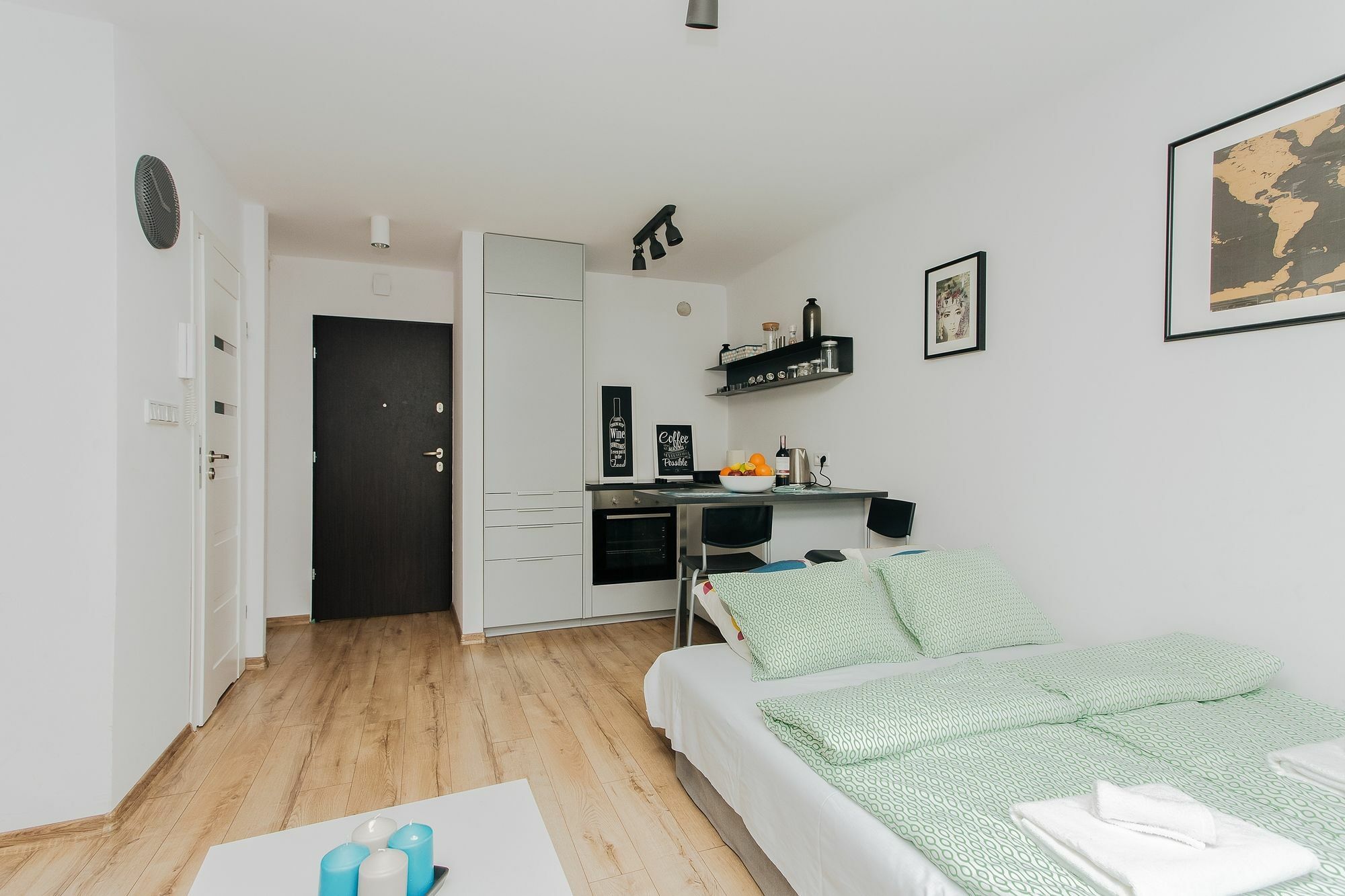 Shortstaypoland Grzybowska Butas Warsaw